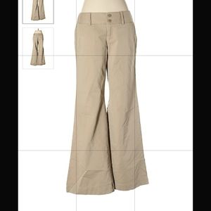 Wide leg flared London Jean Khakis size 8